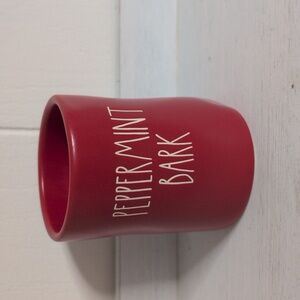 RAE DUNN PEPPERMINT BARK CANDLE